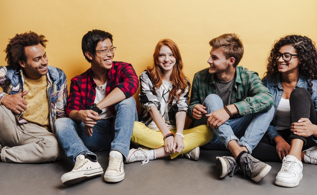 College Kids sitting around